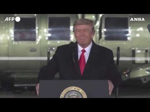 Trump martedi’ in tribunale, “ne’ manette ne’ confessione”