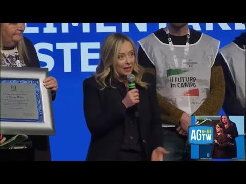 Meloni al Vinitaly: «Pensiamo a un liceo del Made in Italy che leghi cultura e identità»