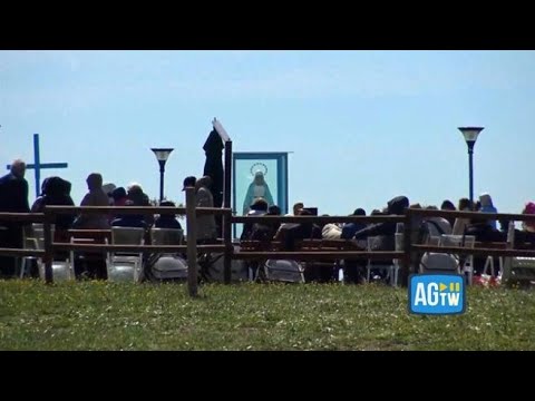 Trevignano Romano, il popolo dei fedeli della Madonna che piange