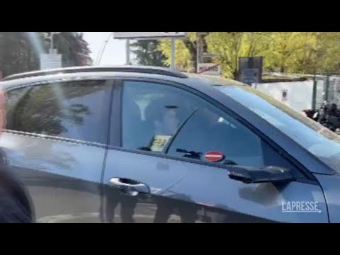 Luigi Berlusconi arriva al San Raffaele