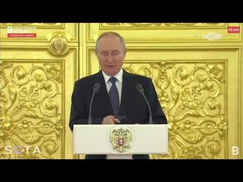 Putin agli Usa: «Avete generato l’odierna crisi ucraina» e 17 nuovi ambasciatori non applaudono