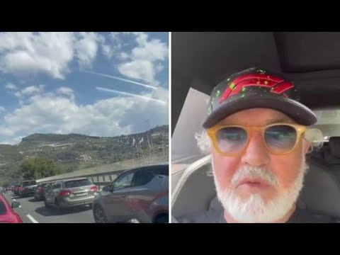 Lo sfogo di Briatore per le code in autostrada in Liguria: «Quest’estate cosa faremo?»