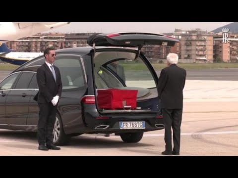Il Presidente Mattarella accoglie la salma di Alessandro Parini a Ciampino