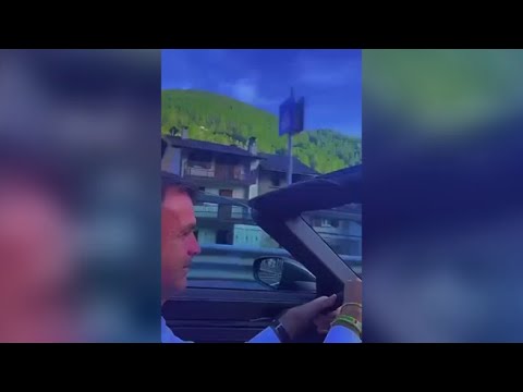 Il presidente di Coldiretti Prandini a bordo della Porsche ricevuta da Minenna