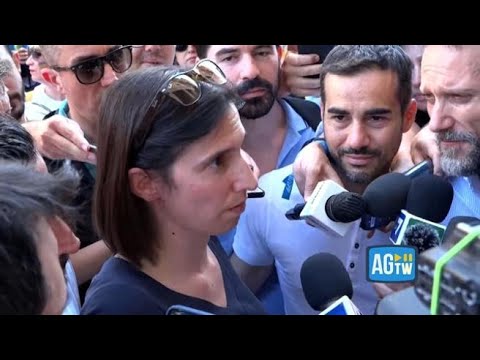 Schlein al Milano Pride: «Il Pd sempre in tutti i luoghi dove si difendono i diritti»