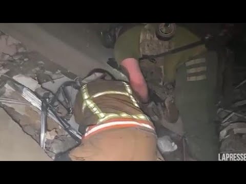 Ucraina, raid russo su Dnipro: almeno 20 feriti