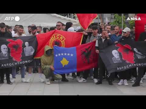 Kosovo, manifestazione nella parte albanese di Mitrovica
