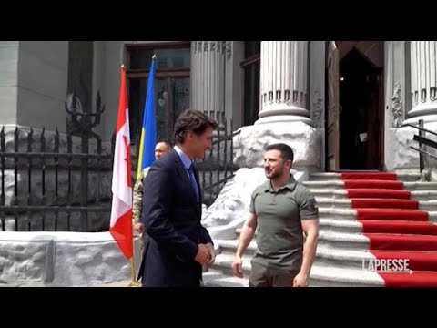 Ucraina, Zelensky accoglie Trudeau a Kiev