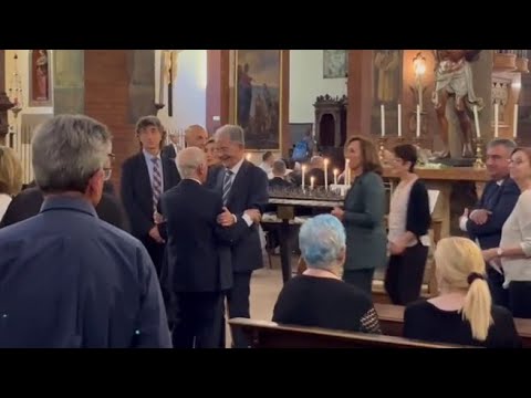 I funerali di Flavia Franzoni, Prodi accoglie amici e parenti