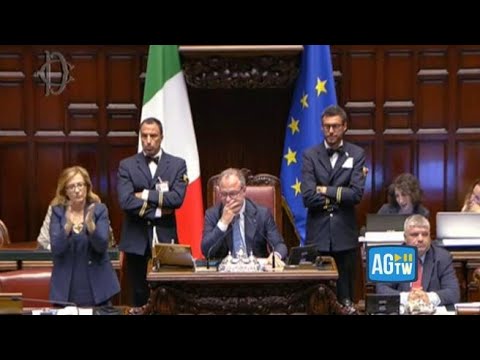 Addio Purgatori, lunghi applausi a Montecitorio: Mulè commosso in Aula
