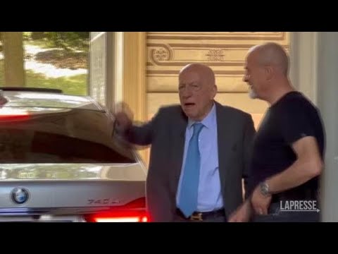 La prima assemblea di Fininvest dalla morte di Berlusconi