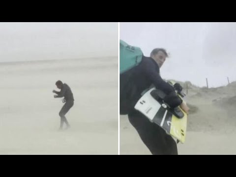 Kitesurfer sorpresi da una violenta tempesta riescono a mettersi al riparo con difficoltà