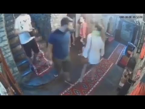 Albania, turisti italiani fuggono dal ristorante senza pagare il conto