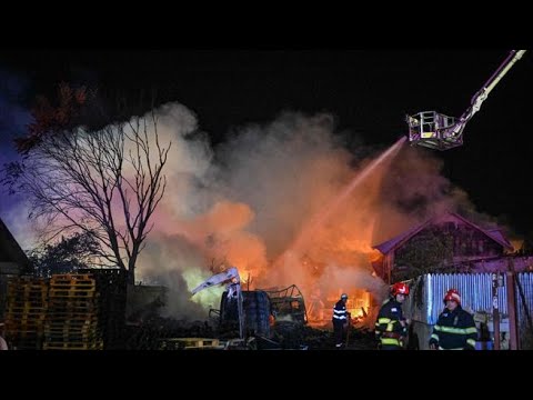 Romania, esplosioni in deposito bombole di gas: almeno un morto