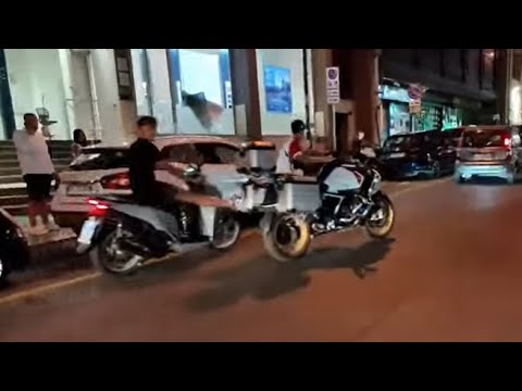 «Sei nella live!» Lo streamer sventa un furto mentre è in diretta Twitch a Palermo