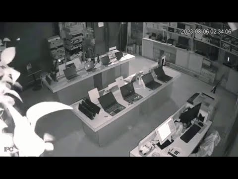 La scossa di terremoto in Cina ripresa dalle telecamere di sicurezza: il video