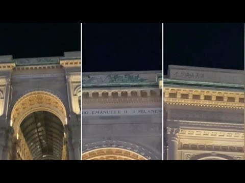 Imbrattato con vernice spray l’arco della Galleria Vittorio Emanuele II a Milano
