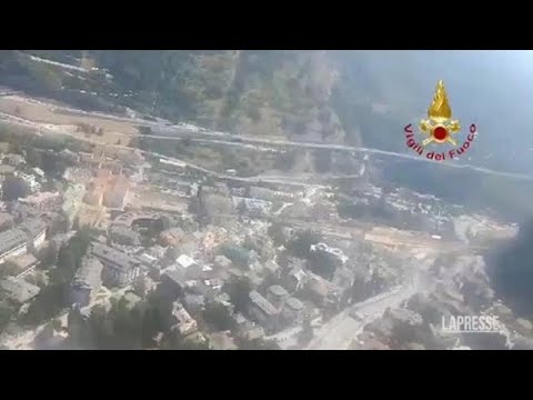Bardonecchia, le zone della frana viste dall’elicottero dei Vigili del Fuoco