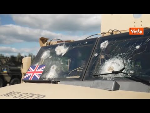 Medvedev al Forum internazionale delle armi mostra mezzi Nato catturati in Ucraina