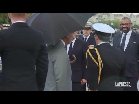 Re Carlo III e la regina Camilla in visita a Bordeaux