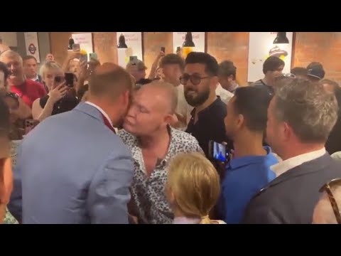 Il principe William tra i senzatetto incontra Gascoigne, il gesto dell’ex calciatore stupisce