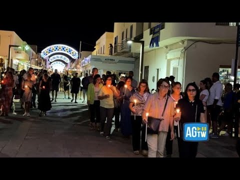 Fiaccolata a Lampedusa, il sindaco Mannino: «Da noi lezioni di umanità al mondo intero»