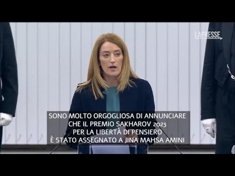 Mahsa Amini vince il Premio Sakharov 2023 per la libertà di pensiero: l’annuncio di Roberta…