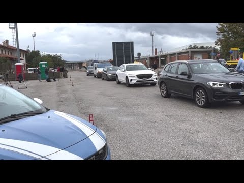 Slovenia, la situazione ai valichi Fernetti e Rabuiese: ripartono i controlli al confine con…