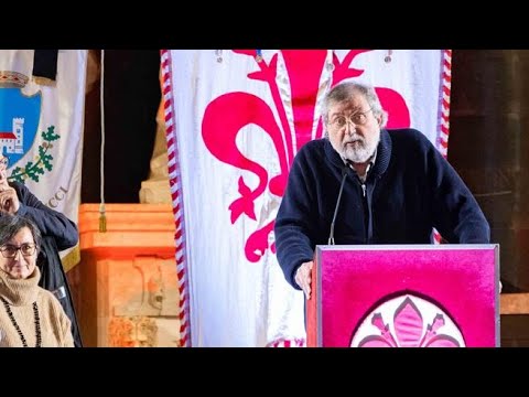 Funerale Staino, Guccini ricorda l’amico: «Era colto e generoso come vorremmo fossero tutti…