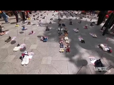 Israele, flash mob a Sydney per la liberazione degli ostaggi di Hamas