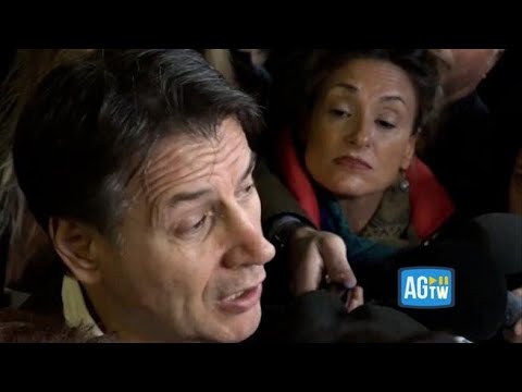 Manifestazione per la pace, Conte a Roma: «Stop spirale di violenza, chiediamo due popoli due…