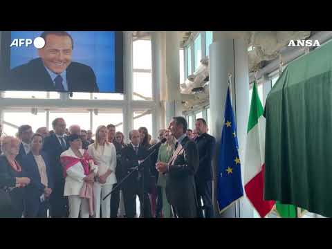 Milano ricorda Berlusconi, sara’ iscritto al Famedio