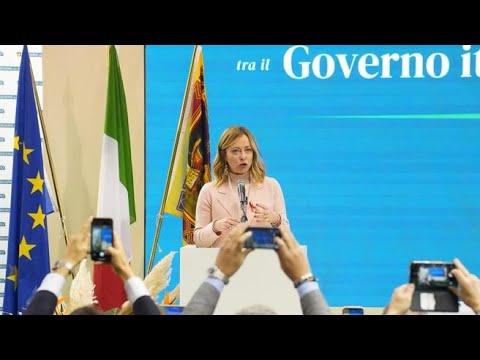 Meloni: «La violenza sulle donne è un fenomeno intollerabile, ne siamo tutti responsabili»
