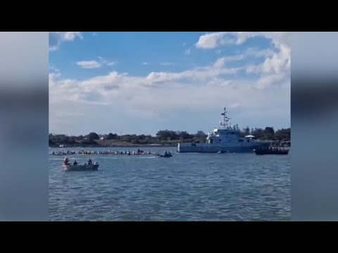 Australia, oltre 100 attivisti per il clima arrestati per aver bloccato il più grande porto di…