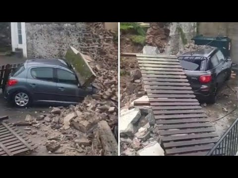 Auto distrutte, alberi abbattuti, detriti sulle strade: i danni della tempesta Ciaran sull’isola…