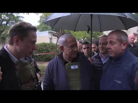 Elon Musk in Israele: la visita con Netanyahu a uno dei kibbutz attaccati da Hamas