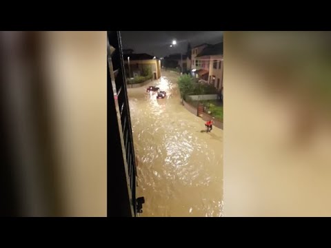 Maltempo in Toscana, a Seano (Prato) esonda un torrente: assistenza alla popolazione
