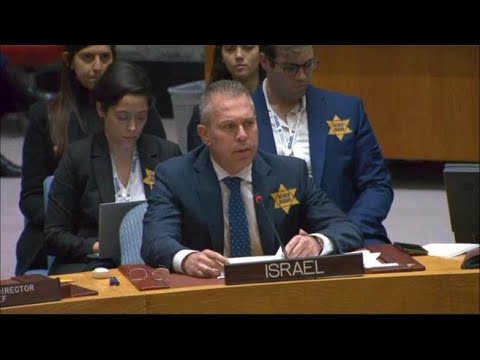 L’ambasciatore israeliano all’Onu: «Indosseremo questa stella gialla finché non condannerete la…