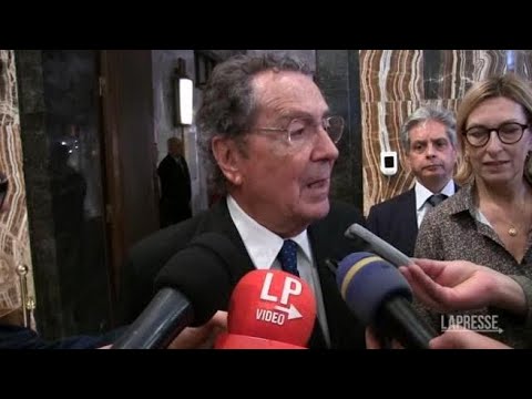 Intesa Sanpaolo, Gros-Pietro: “Investiamo nella lotta ai crimini finanziari”