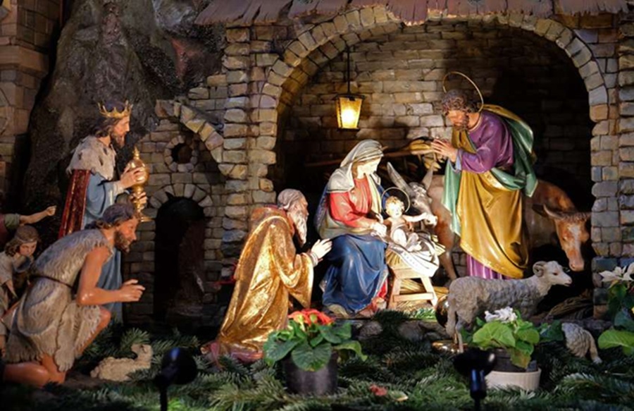 Presepe, un’idea di San Francesco – Il paesino del Canto di Natale – La Tregua natalizia del 1914