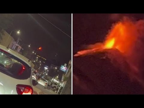 La spettacolare eruzione dell’Etna vista dal traffico