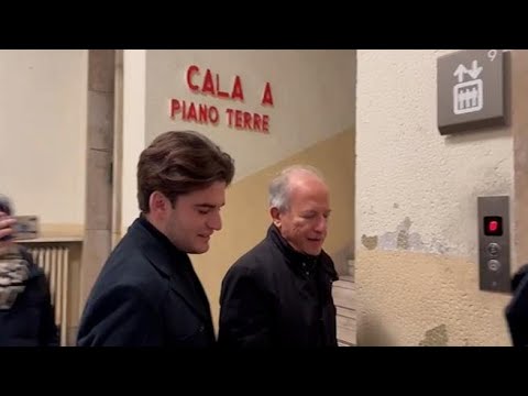 Leonardo La Russa arriva in tribunale, è accusato di violenza sessuale