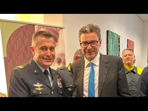 Giorgetti visita il contingente della Guardia di Finanza a Tripoli