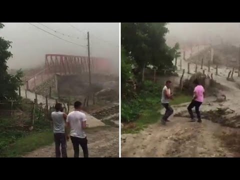 L’ondata di fango in Argentina spazza via un ponte in acciaio