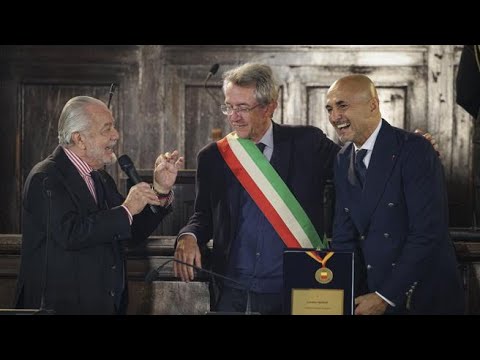 Siparietto tra Spalletti e De Laurentiis, l’allenatore: «Con lui sembra di stare in un film…