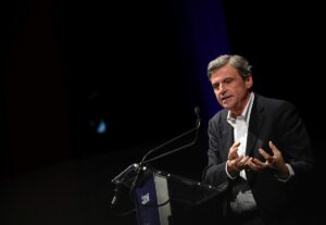 Ucraina, Calenda “Il Pd ha il terrore di allontanarsi dal M5s”