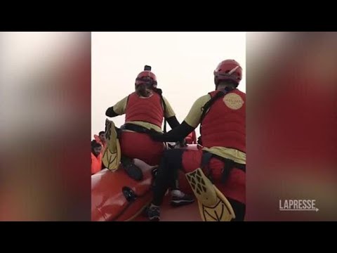 Migranti, Open Arms: soccorse 57 persone in mare