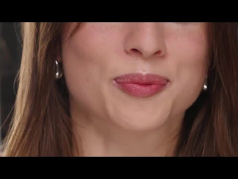 #AngelinaMango: qual è il suo makeup da tour?