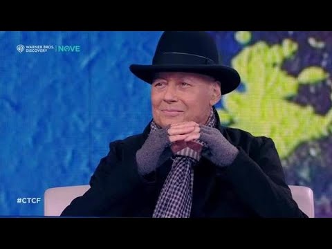 Baricco in tv parla della malattia: «Ho passato l’estate in ospedale. Ora sto bene, altrimenti…