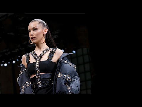 Versace | Fall Winter 2019/2020 Full Show | Menswear